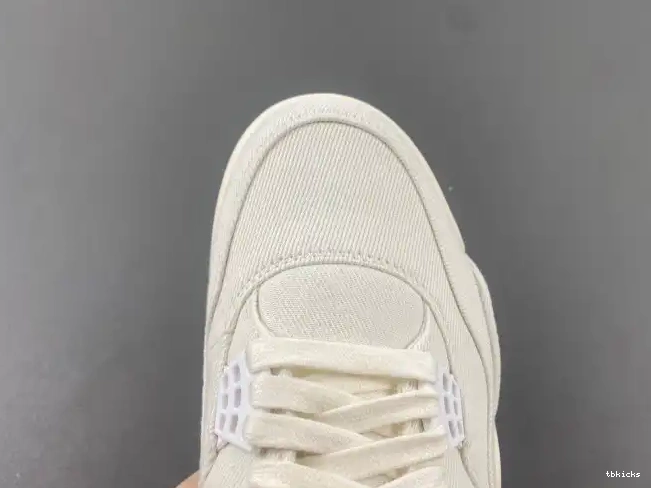 Reps TBK 4 x Air Jordan Levi's 'White' AO2571-100 0509